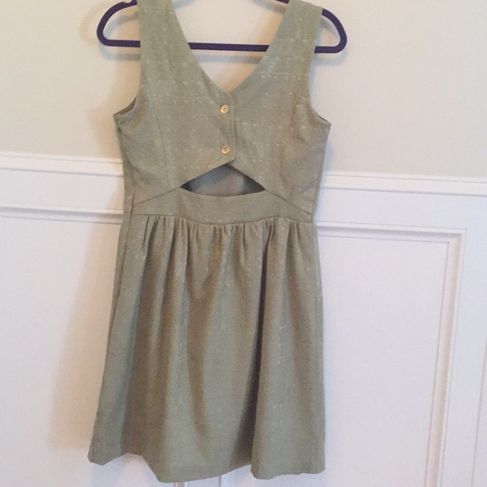 KENSIE dress with cut out back
